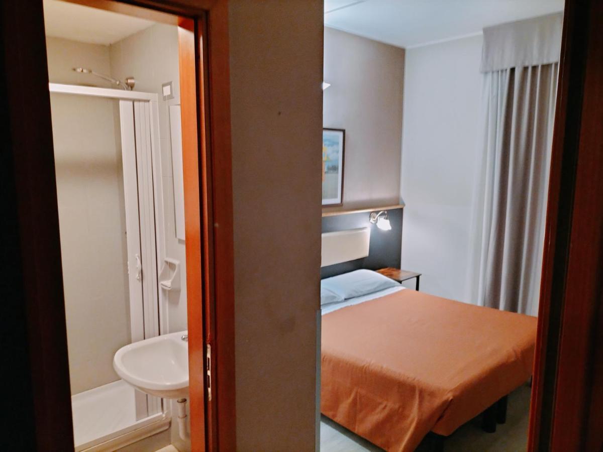 Hotel Dateo Milaan Buitenkant foto