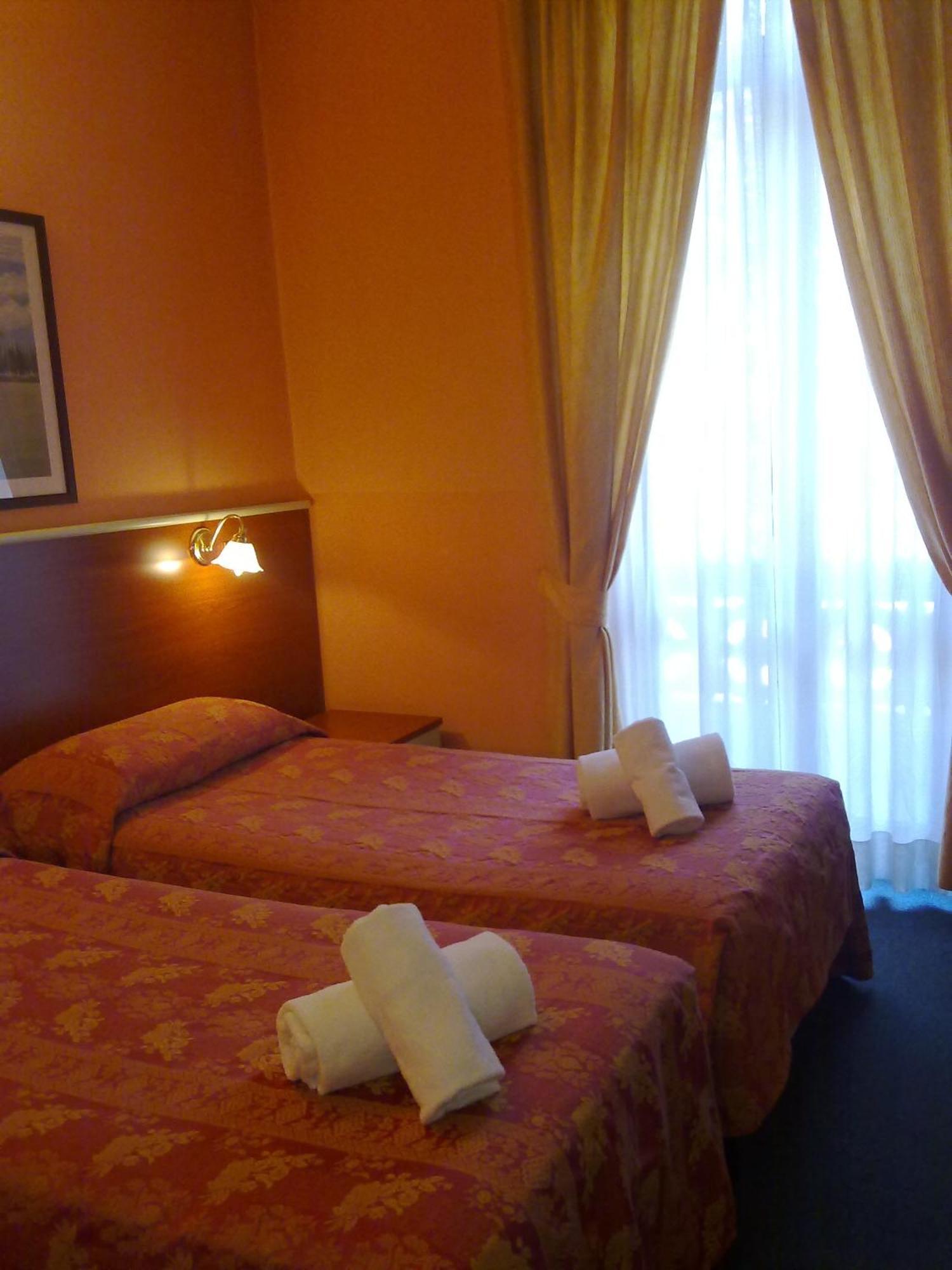 Hotel Dateo Milaan Kamer foto